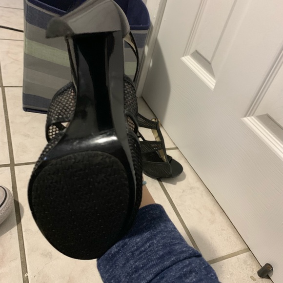 Michael Kors heels - Picture 4 of 4